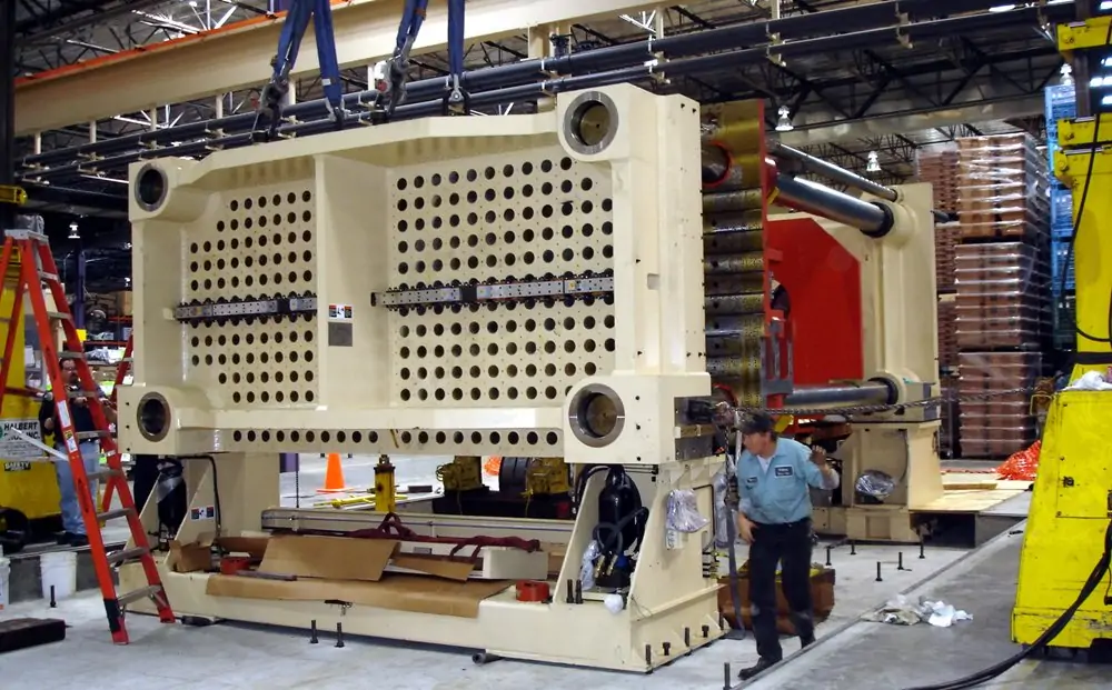 Injection molding and machining workshop