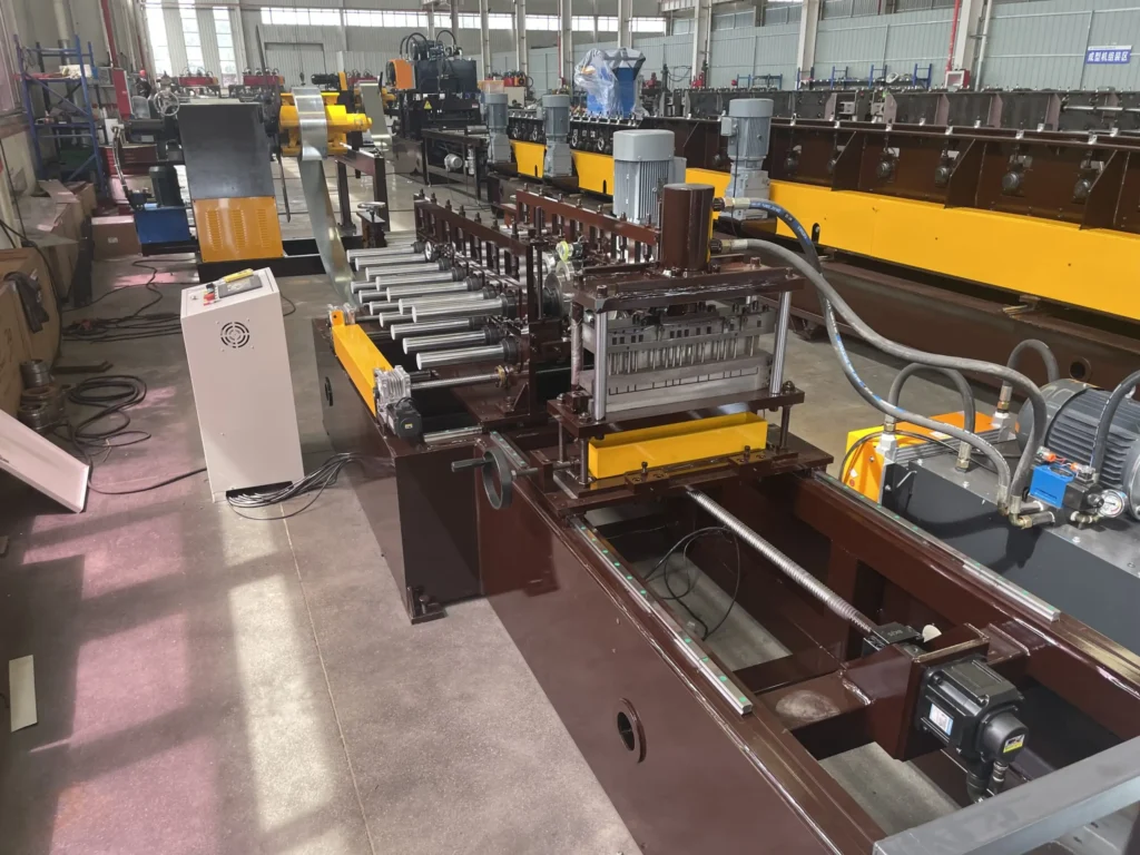 Assembly line rhythm transport